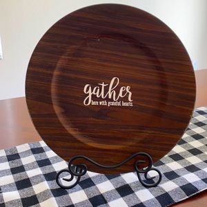 Gather plate decor.